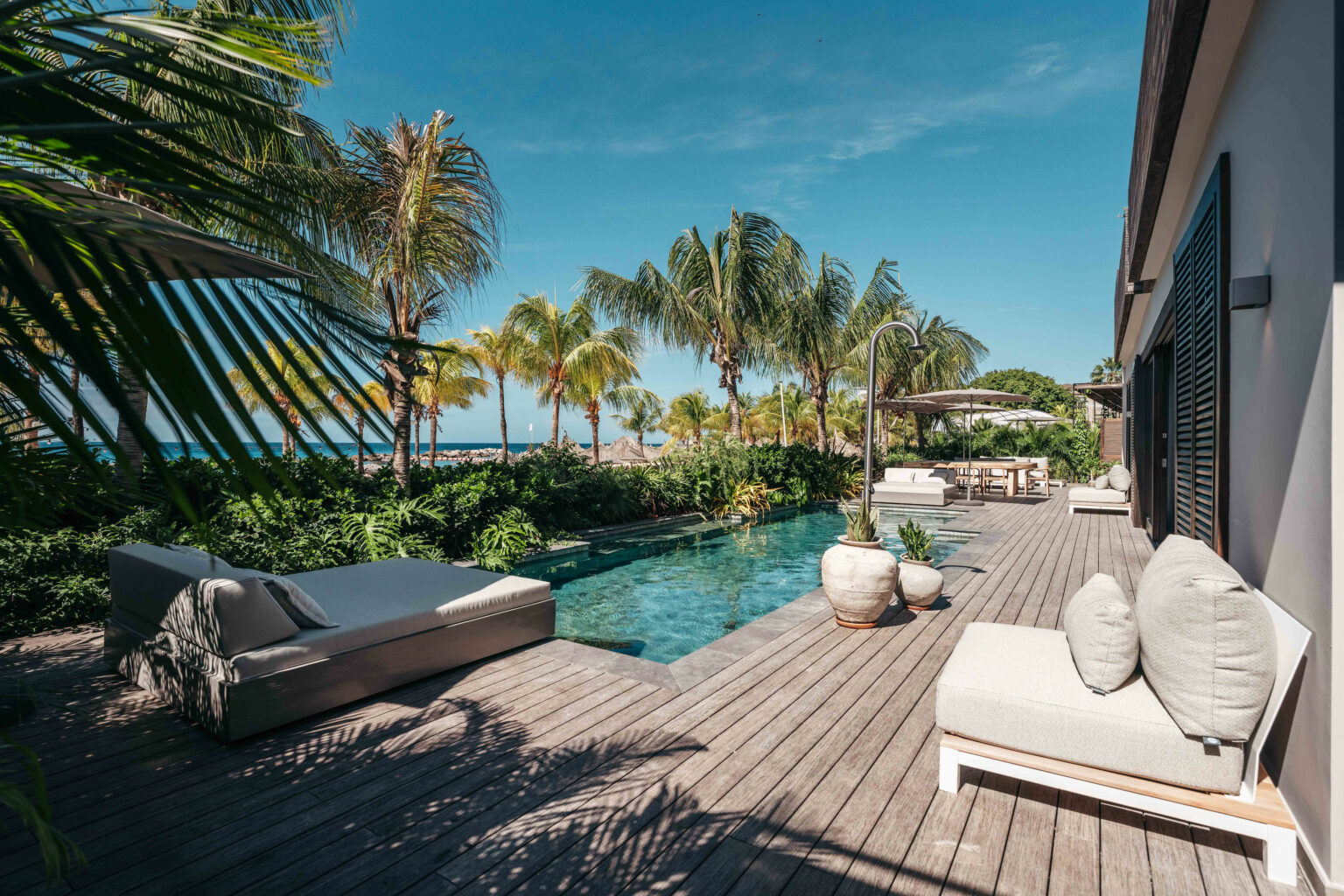Luxury Suite Kontiki Beach Resort